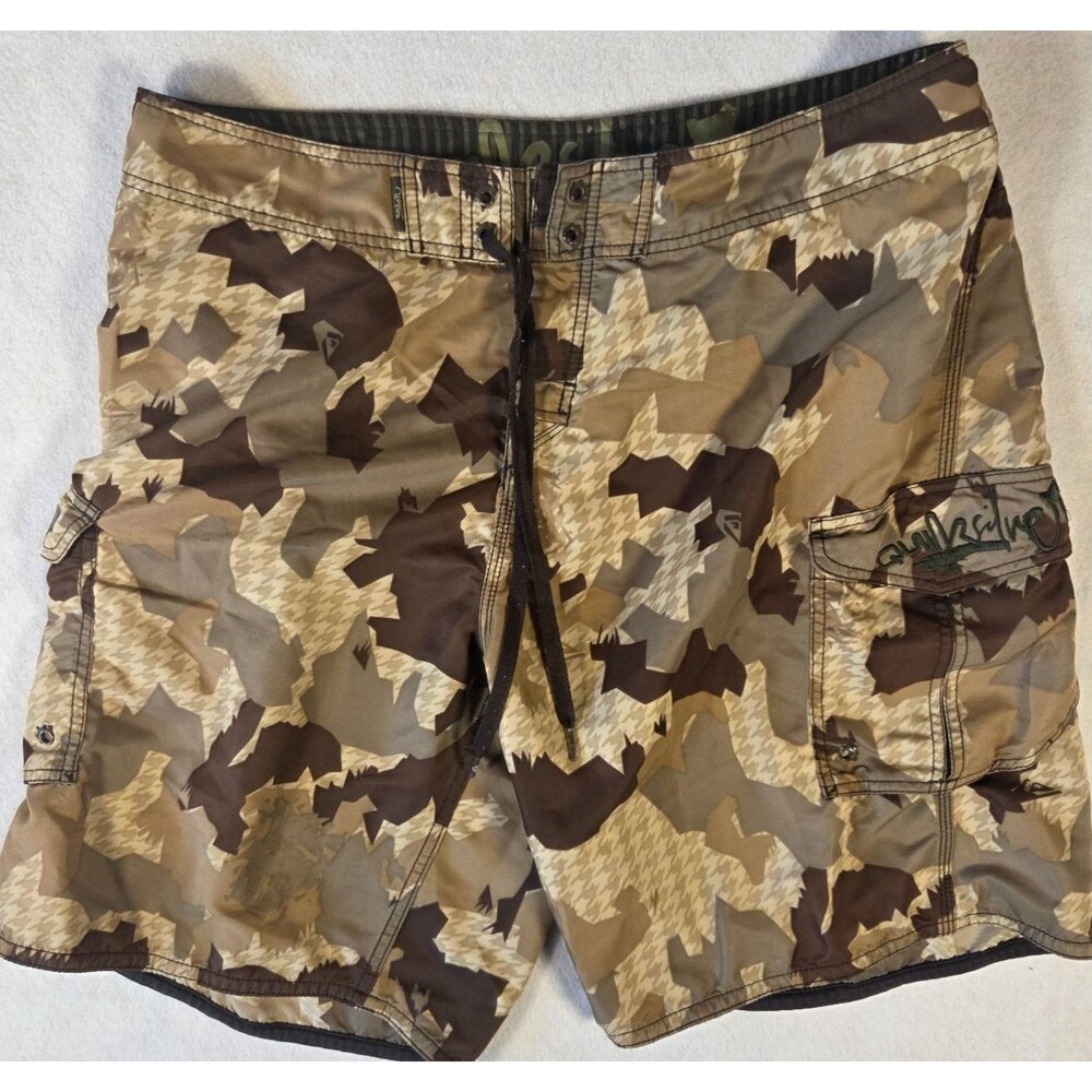 Quiksilver Surfing Mens Board Shorts Size 36 Multicolor Drawstring